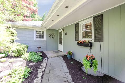 1675 E 81st Street Indianapolis IN 46240
