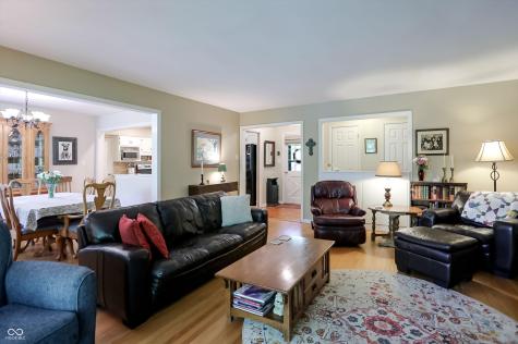 1675 E 81st Street Indianapolis IN 46240