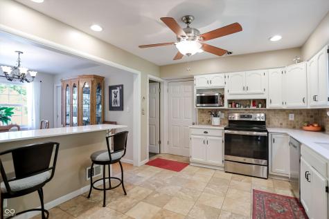 1675 E 81st Street Indianapolis IN 46240