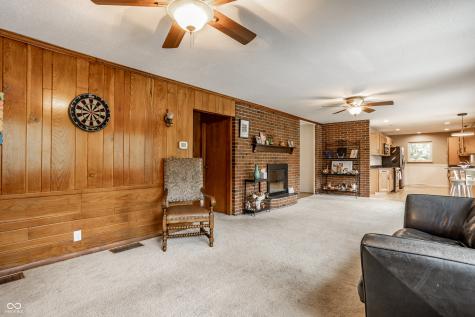717 E 70th Place Indianapolis IN 46220