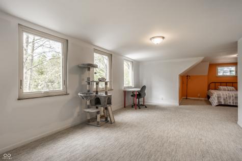 717 E 70th Place Indianapolis IN 46220