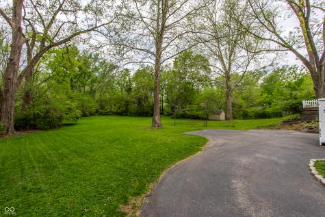 717 E 70th Place Indianapolis IN 46220