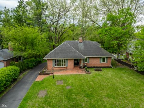 717 E 70th Place Indianapolis IN 46220