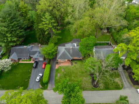 717 E 70th Place Indianapolis IN 46220