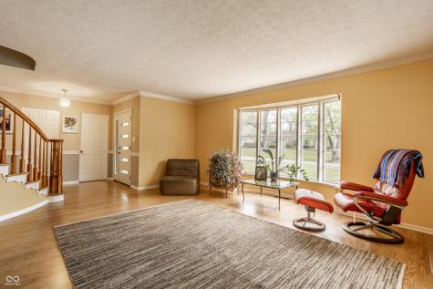 717 E 70th Place Indianapolis IN 46220