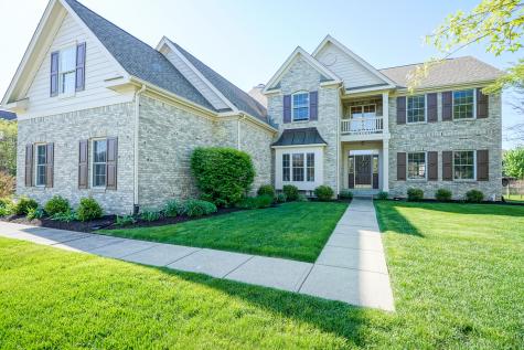 8823 Pin Oak Drive Zionsville IN 46077