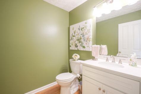 8823 Pin Oak Drive Zionsville IN 46077