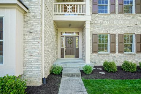 8823 Pin Oak Drive Zionsville IN 46077