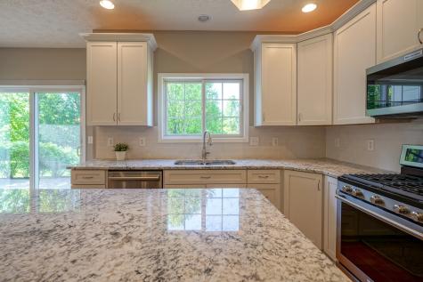 8823 Pin Oak Drive Zionsville IN 46077
