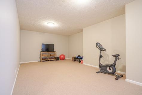 8823 Pin Oak Drive Zionsville IN 46077
