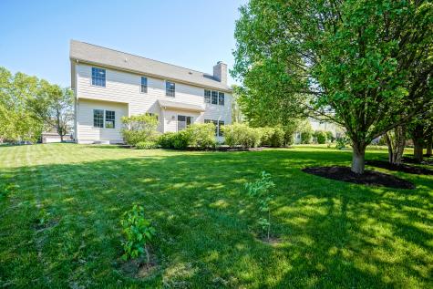 8823 Pin Oak Drive Zionsville IN 46077