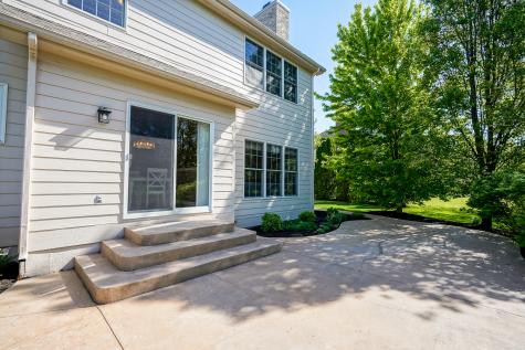 8823 Pin Oak Drive Zionsville IN 46077