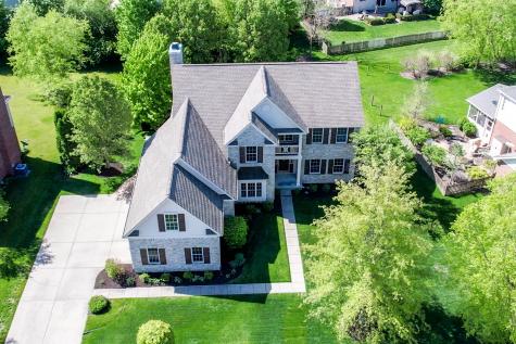8823 Pin Oak Drive Zionsville IN 46077