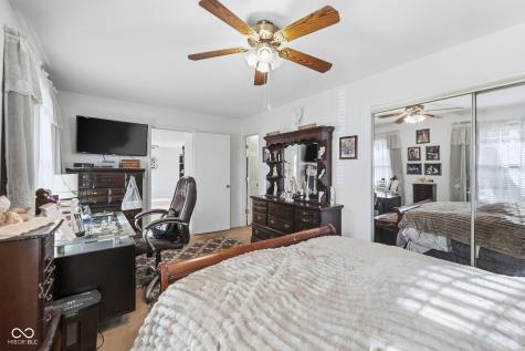 210 Rockberry Drive Carmel IN 46032