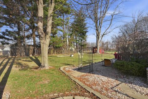 210 Rockberry Drive Carmel IN 46032