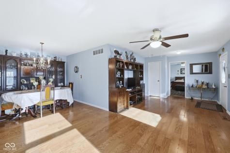 210 Rockberry Drive Carmel IN 46032