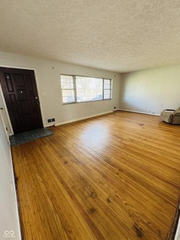 4434 Foltz Street Indianapolis IN 46221
