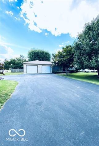 4434 Foltz Street Indianapolis IN 46221