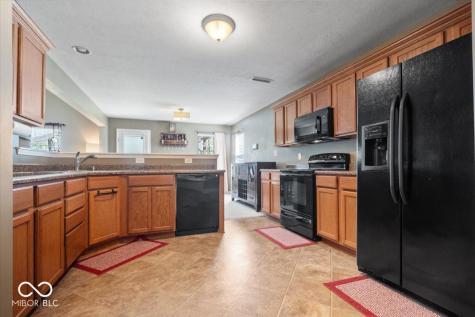 10272 New Dawn Place Avon IN 46123