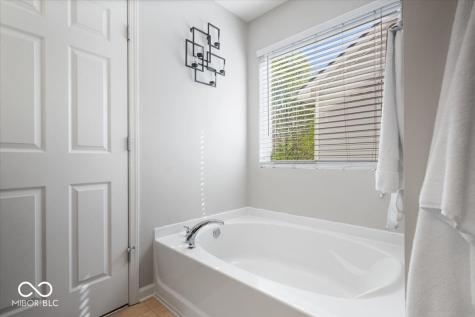 10272 New Dawn Place Avon IN 46123