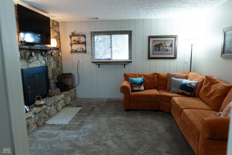 7416 Troon Drive Indianapolis IN 46237