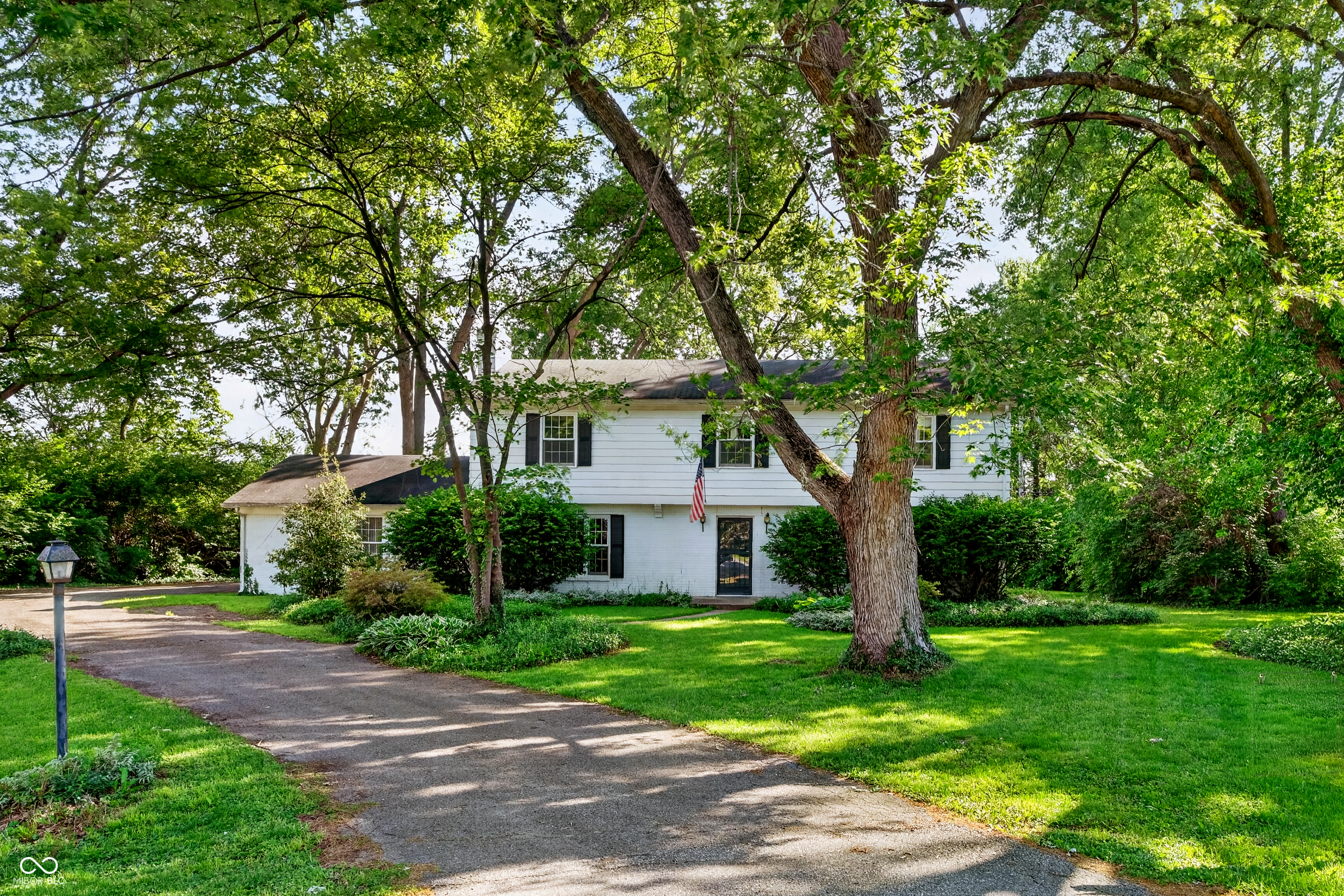 8169 Brent Avenue Indianapolis IN 46240