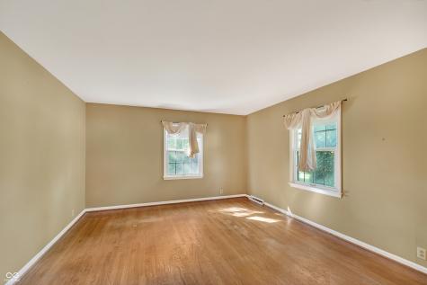 8169 Brent Avenue Indianapolis IN 46240