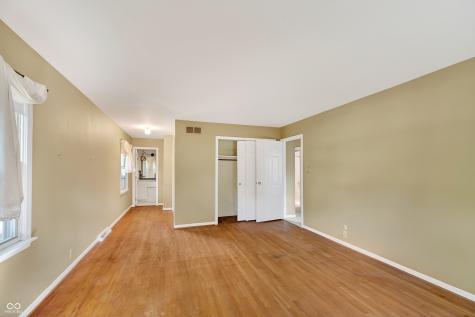 8169 Brent Avenue Indianapolis IN 46240