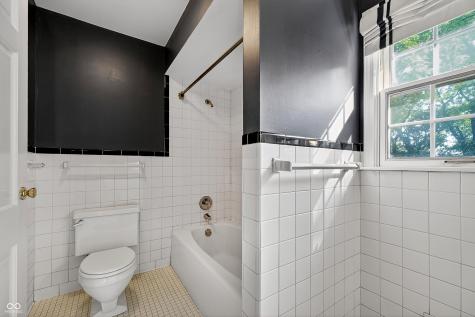 8169 Brent Avenue Indianapolis IN 46240