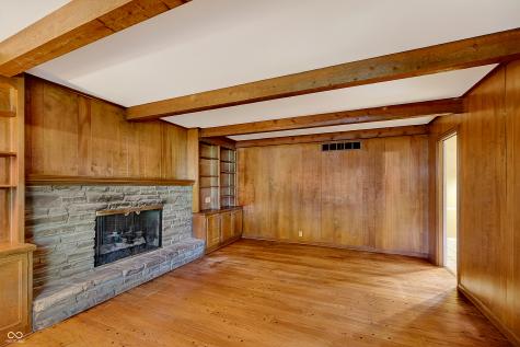 8169 Brent Avenue Indianapolis IN 46240