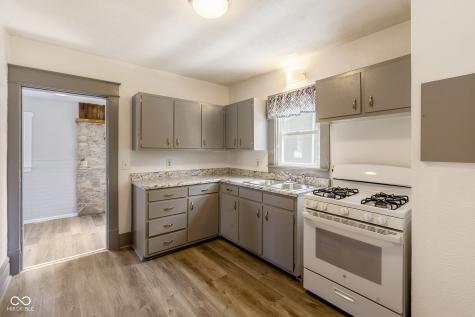 624 N Pine Street Seymour IN 47274