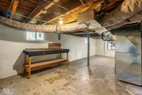 624 N Pine Street Seymour IN 47274
