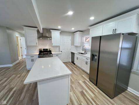 5736 Sharon Road Indianapolis IN 46228