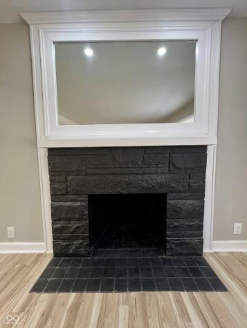 5736 Sharon Road Indianapolis IN 46228