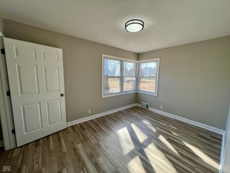 5736 Sharon Road Indianapolis IN 46228