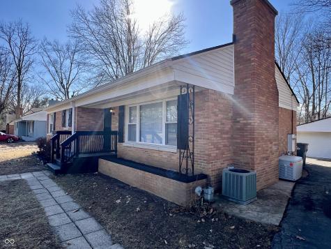 5736 Sharon Road Indianapolis IN 46228