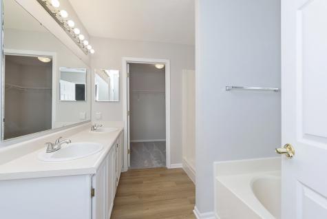 12534 Geist Cove Drive Indianapolis IN 46236