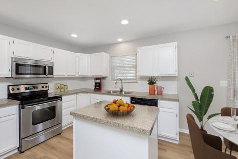 12534 Geist Cove Drive Indianapolis IN 46236