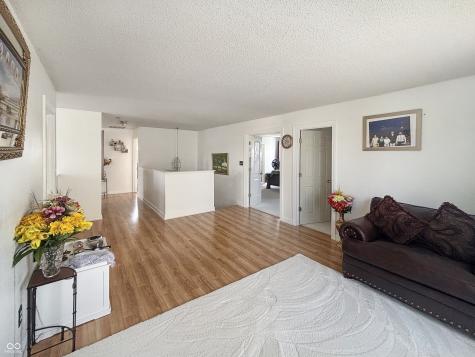 1678 Juniper Lane Greenwood IN 46143