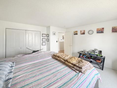 1678 Juniper Lane Greenwood IN 46143