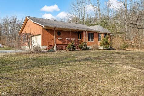 10284 S 550 W Columbus IN 47201