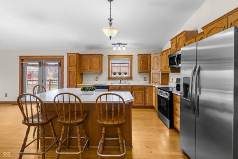 10284 S 550 W Columbus IN 47201