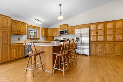 10284 S 550 W Columbus IN 47201