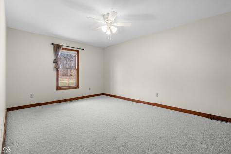 10284 S 550 W Columbus IN 47201