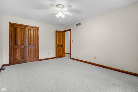 10284 S 550 W Columbus IN 47201