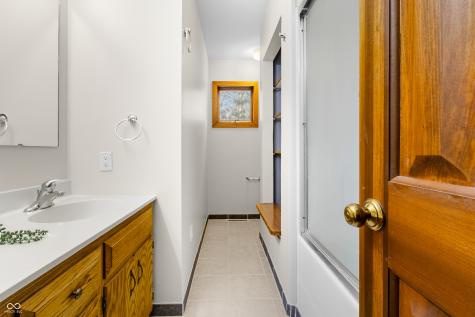 10284 S 550 W Columbus IN 47201