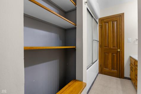 10284 S 550 W Columbus IN 47201