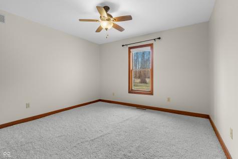 10284 S 550 W Columbus IN 47201