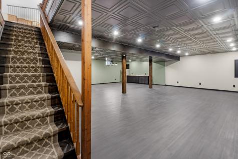 10284 S 550 W Columbus IN 47201