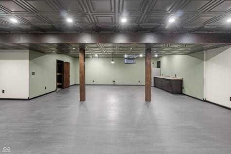 10284 S 550 W Columbus IN 47201